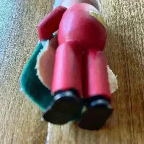 Vintage Wooden Santa Claus ornaments set of 2 - Picture 8 of 8